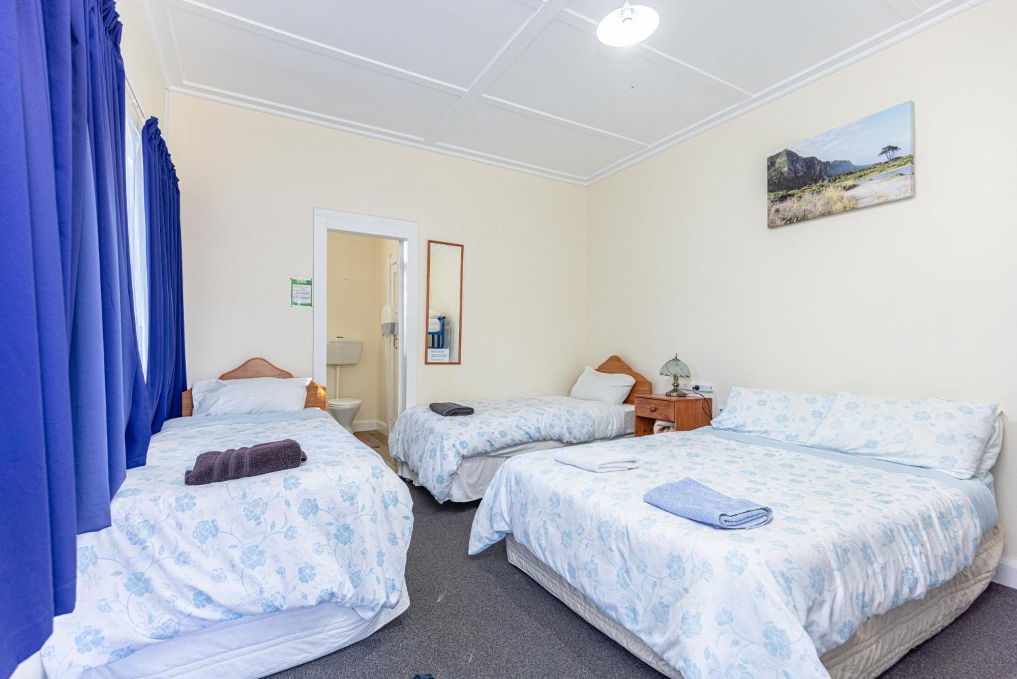 Braemar House B&B And Yha Hostel Whanganui Eksteriør billede