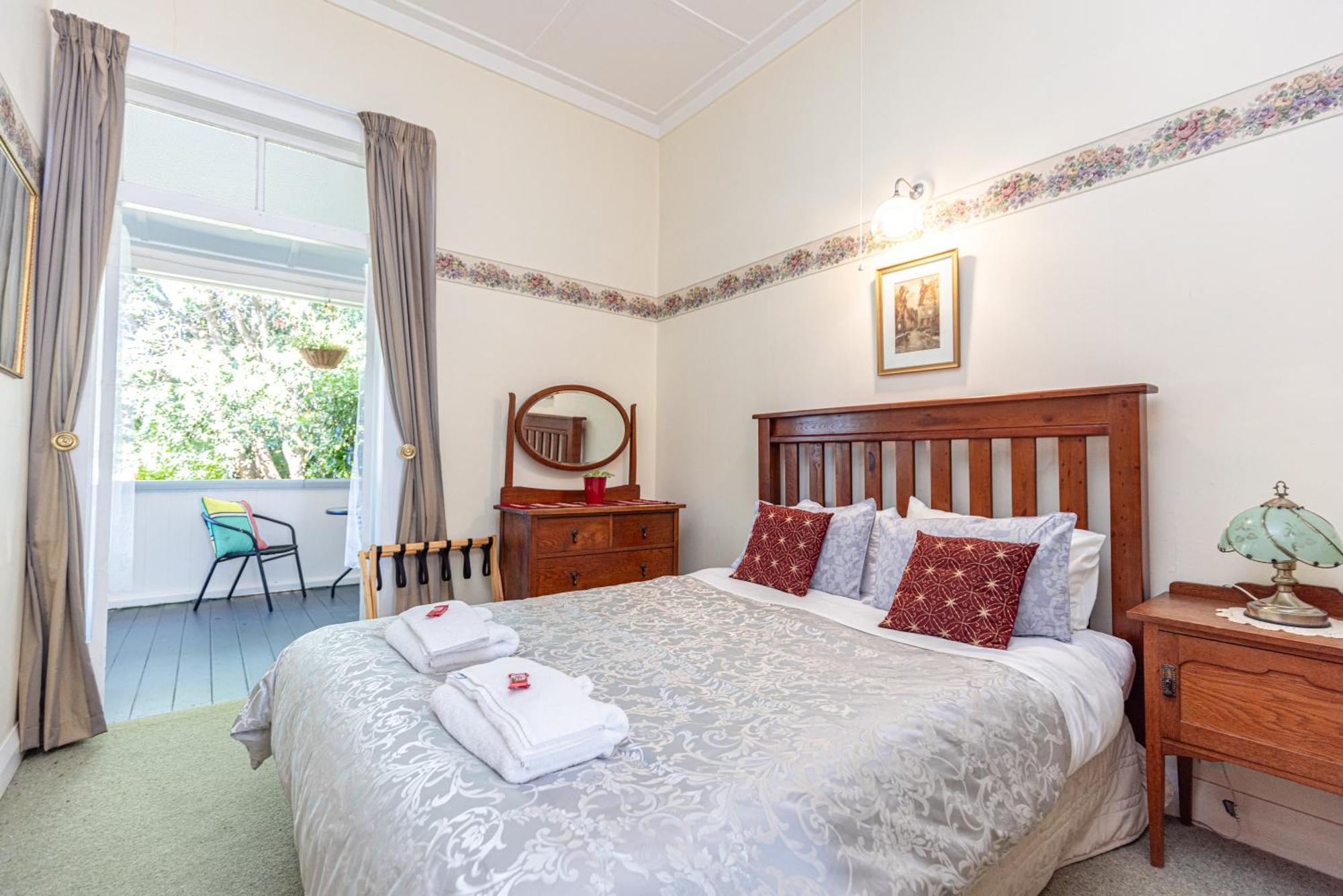 Braemar House B&B And Yha Hostel Whanganui Eksteriør billede