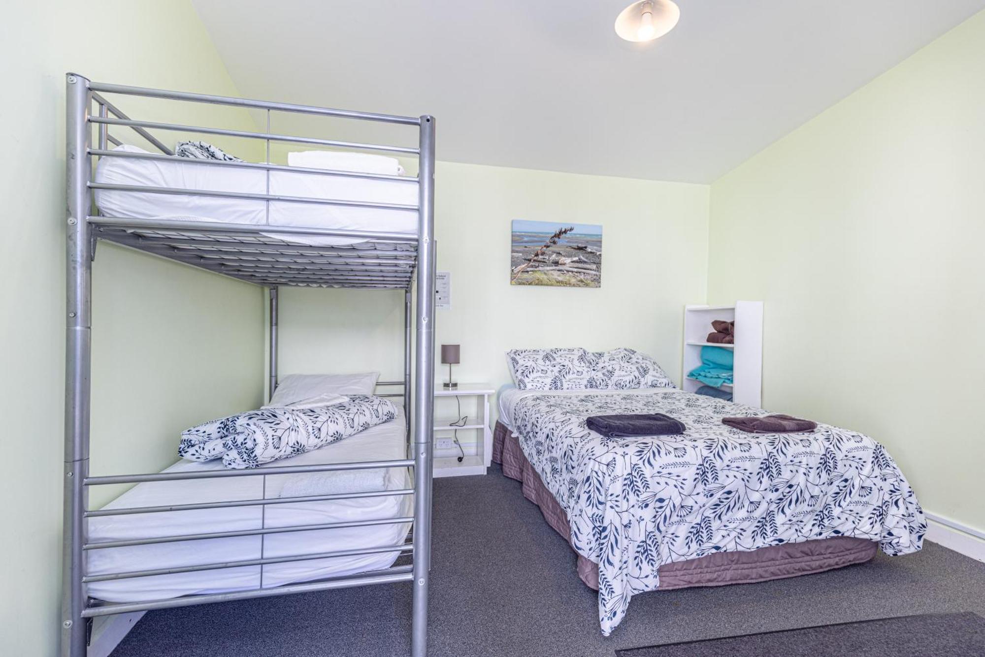Braemar House B&B And Yha Hostel Whanganui Eksteriør billede
